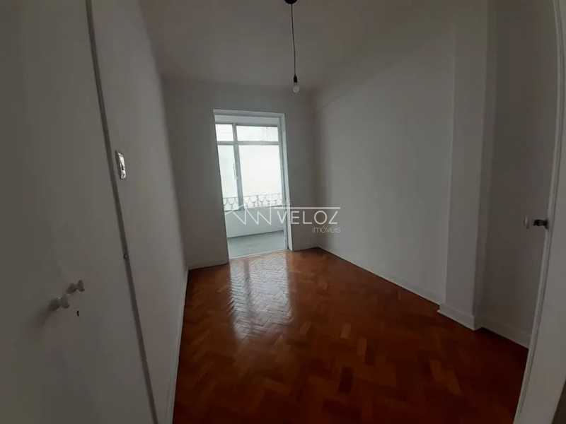 Apartamento à venda com 3 quartos, 107m² - Foto 11