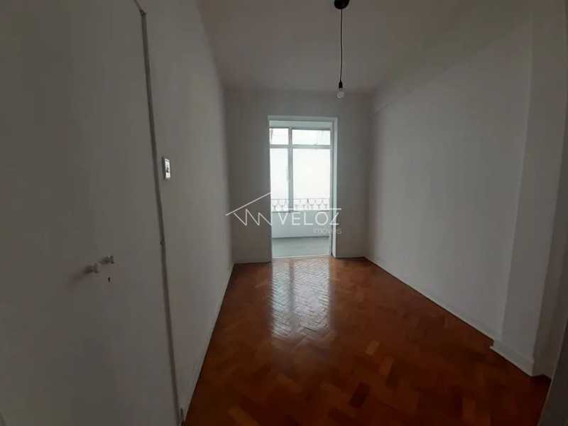 Apartamento à venda com 3 quartos, 107m² - Foto 17