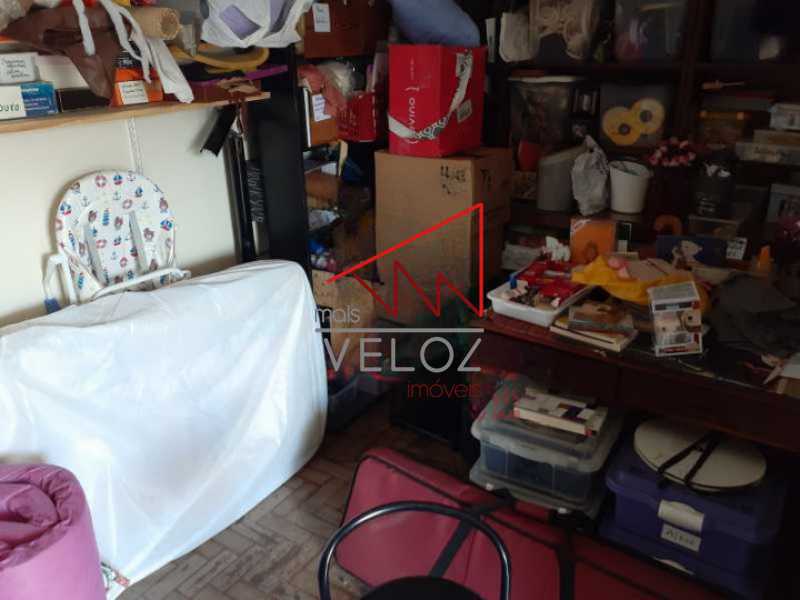 Apartamento à venda com 4 quartos, 180m² - Foto 11