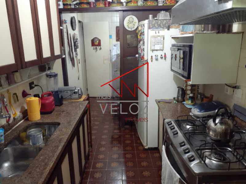 Apartamento à venda com 4 quartos, 180m² - Foto 18