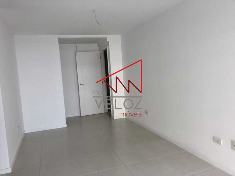 Apartamento à venda com 3 quartos, 97m² - Foto 5