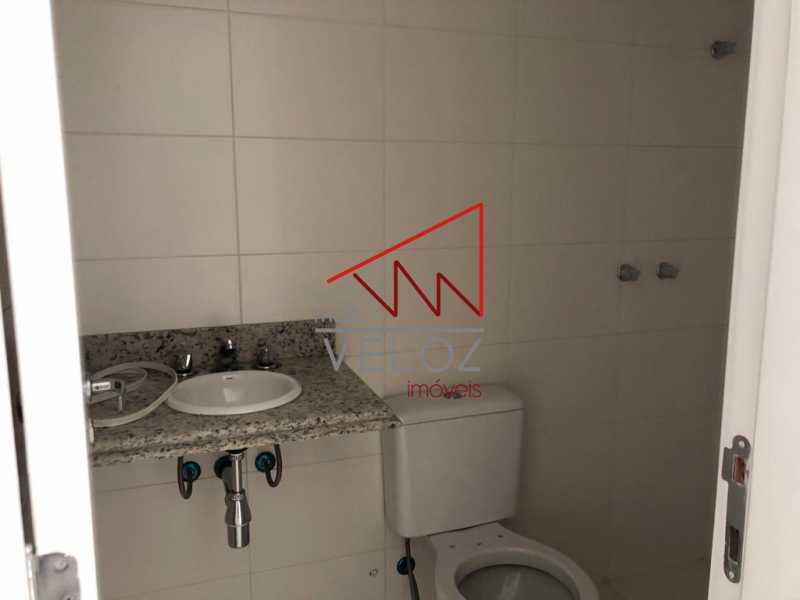 Apartamento à venda com 3 quartos, 97m² - Foto 13