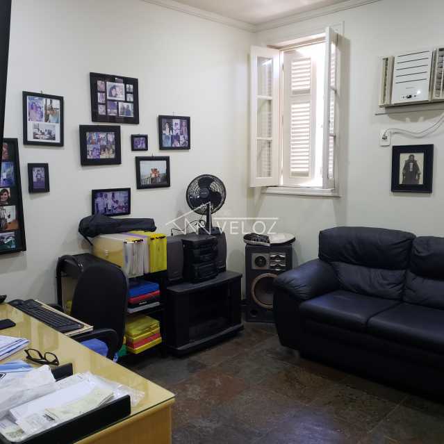 Casa de Condomínio à venda com 5 quartos, 284m² - Foto 15