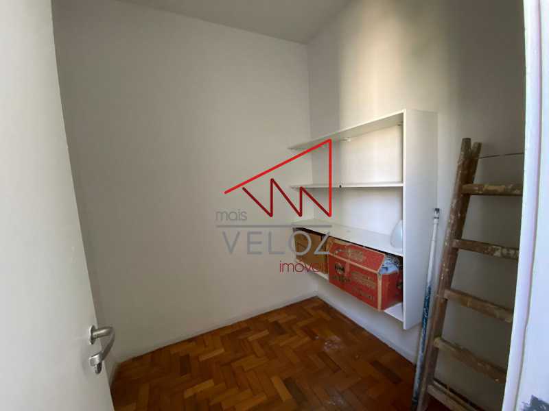 Apartamento à venda com 2 quartos, 75m² - Foto 23