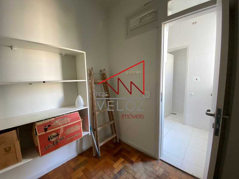 Apartamento à venda com 2 quartos, 75m² - Foto 24