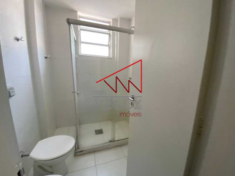 Apartamento à venda com 2 quartos, 75m² - Foto 26