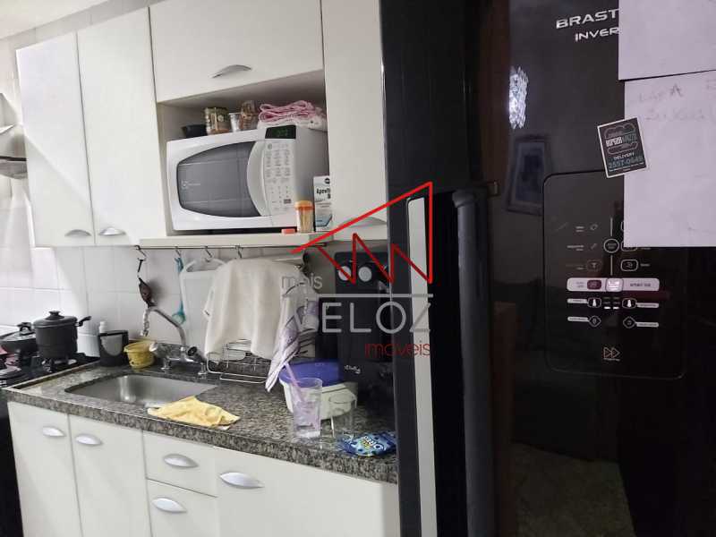 Apartamento à venda com 2 quartos, 64m² - Foto 5