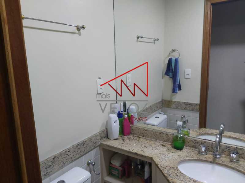 Apartamento à venda com 2 quartos, 64m² - Foto 26