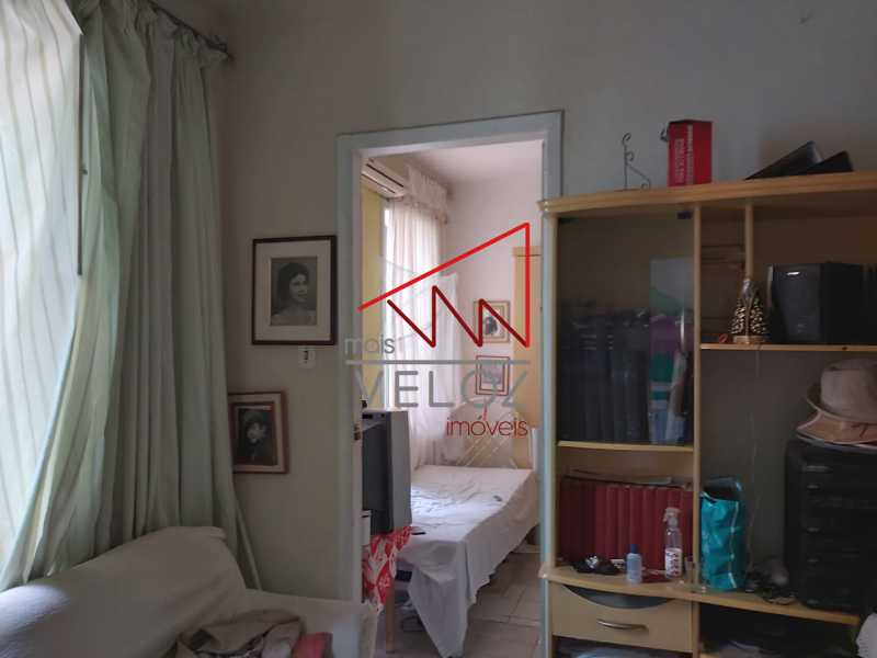 Casa de Vila à venda com 5 quartos, 120m² - Foto 4