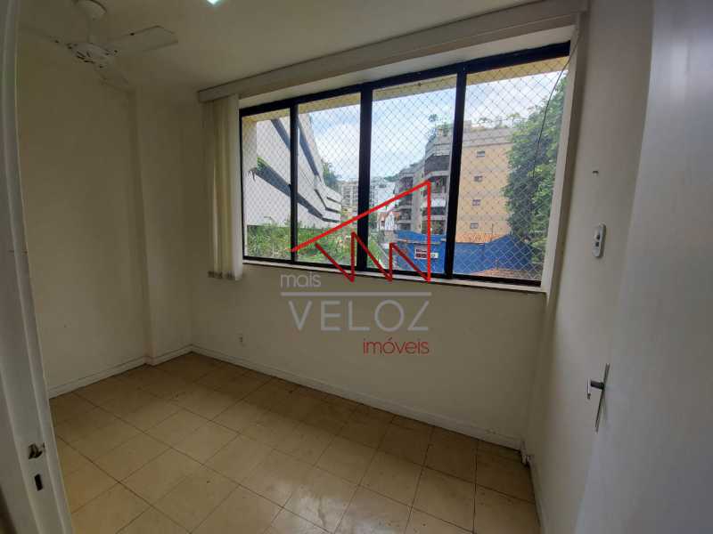 Casa à venda com 20 quartos, 701m² - Foto 13