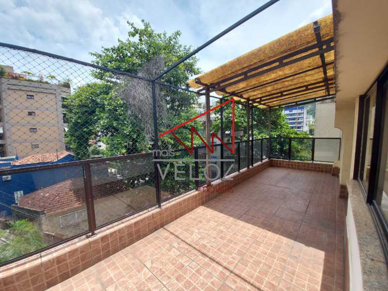 Casa à venda com 20 quartos, 701m² - Foto 17