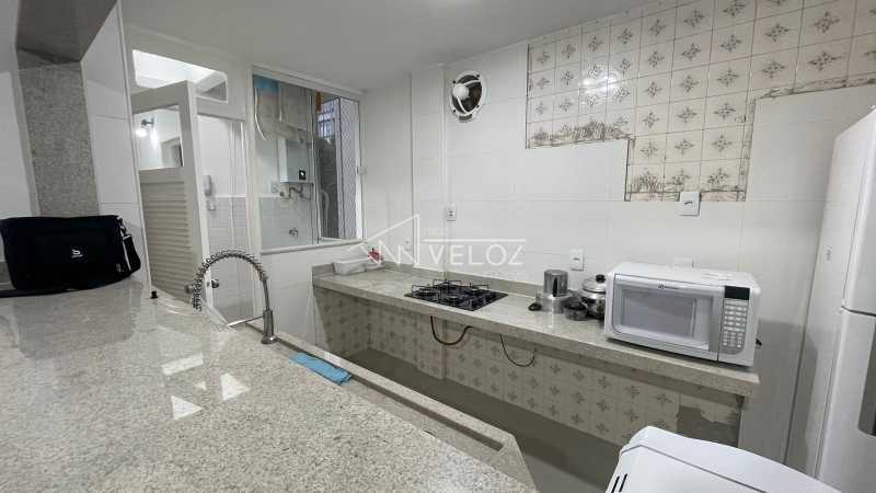 Apartamento à venda com 3 quartos, 75m² - Foto 4