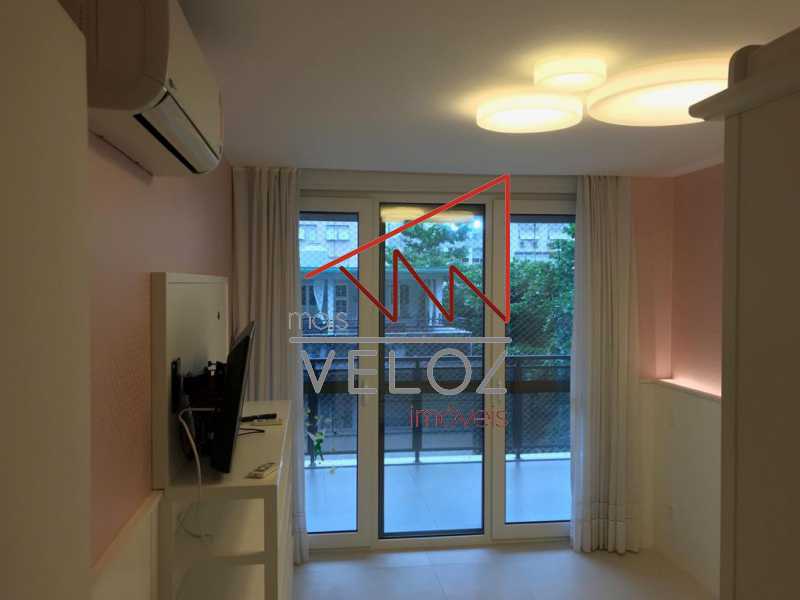 Apartamento à venda com 3 quartos, 180m² - Foto 22