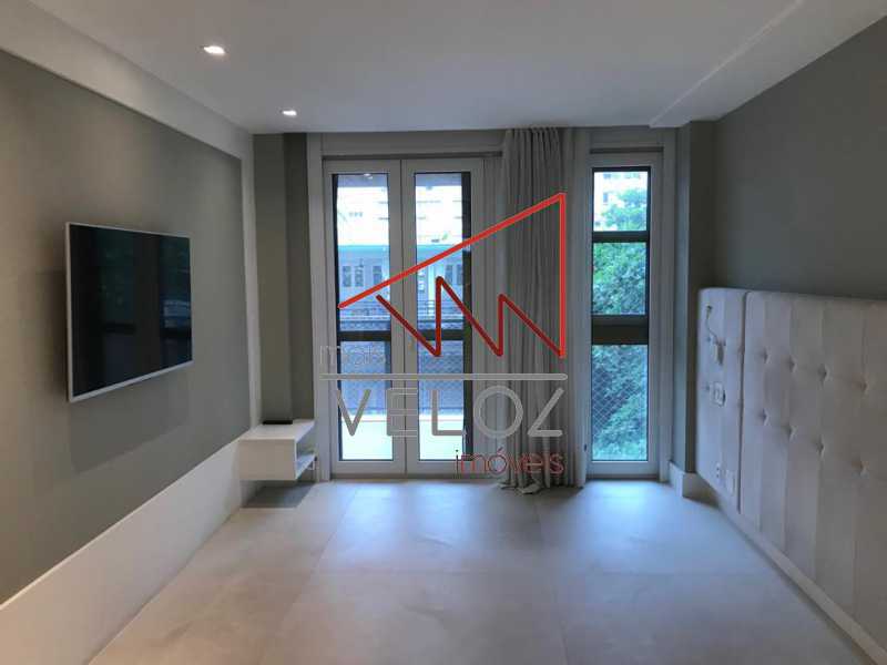 Apartamento à venda com 3 quartos, 180m² - Foto 23