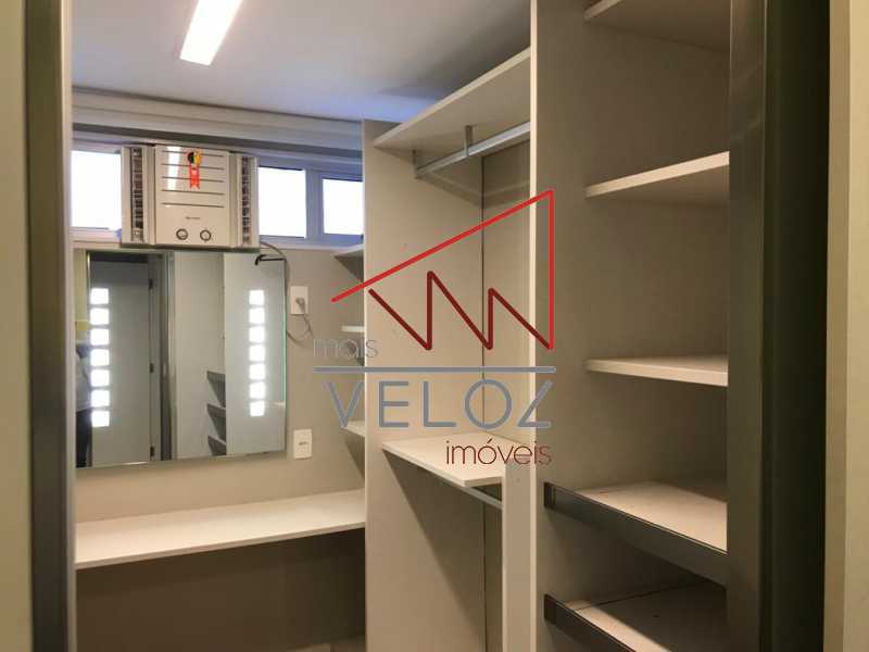 Apartamento à venda com 3 quartos, 180m² - Foto 29