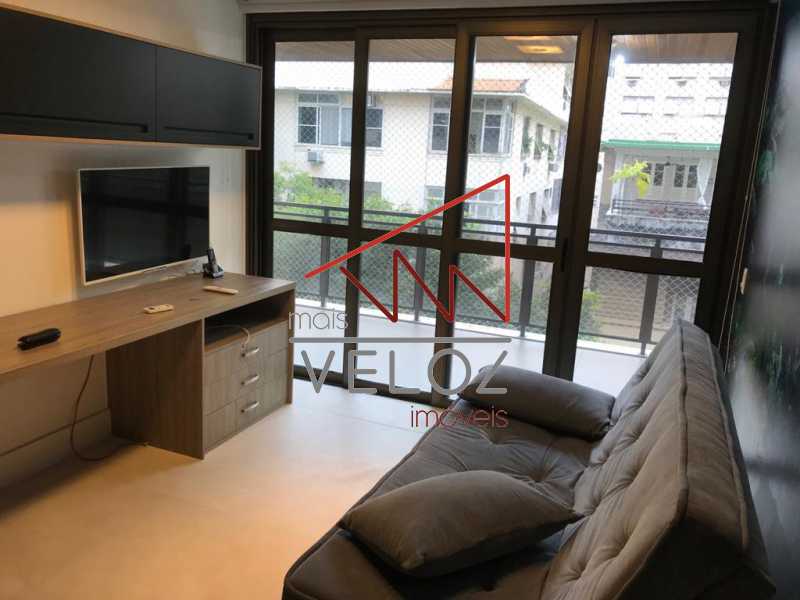 Apartamento à venda com 3 quartos, 180m² - Foto 16