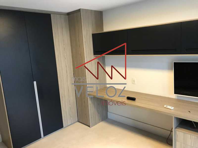 Apartamento à venda com 3 quartos, 180m² - Foto 17