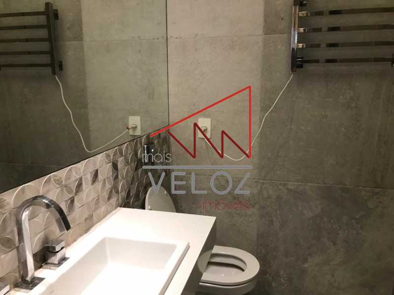 Apartamento à venda com 3 quartos, 180m² - Foto 19