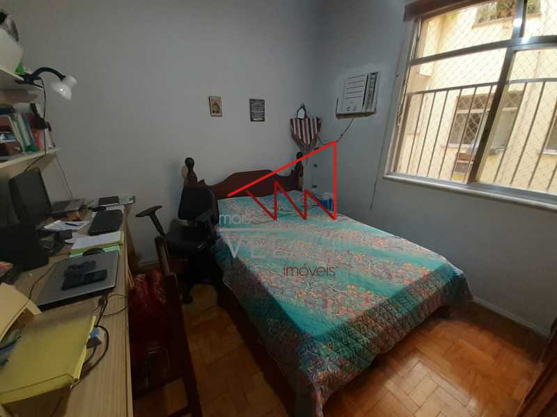 Apartamento à venda com 2 quartos, 70m² - Foto 12