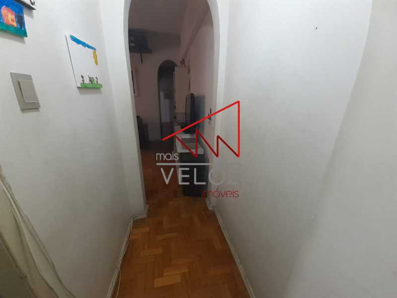 Apartamento à venda com 2 quartos, 70m² - Foto 8