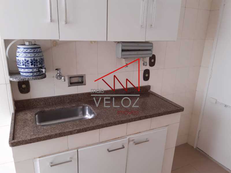 Apartamento à venda com 2 quartos, 60m² - Foto 15