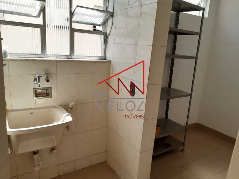 Apartamento à venda com 2 quartos, 60m² - Foto 20