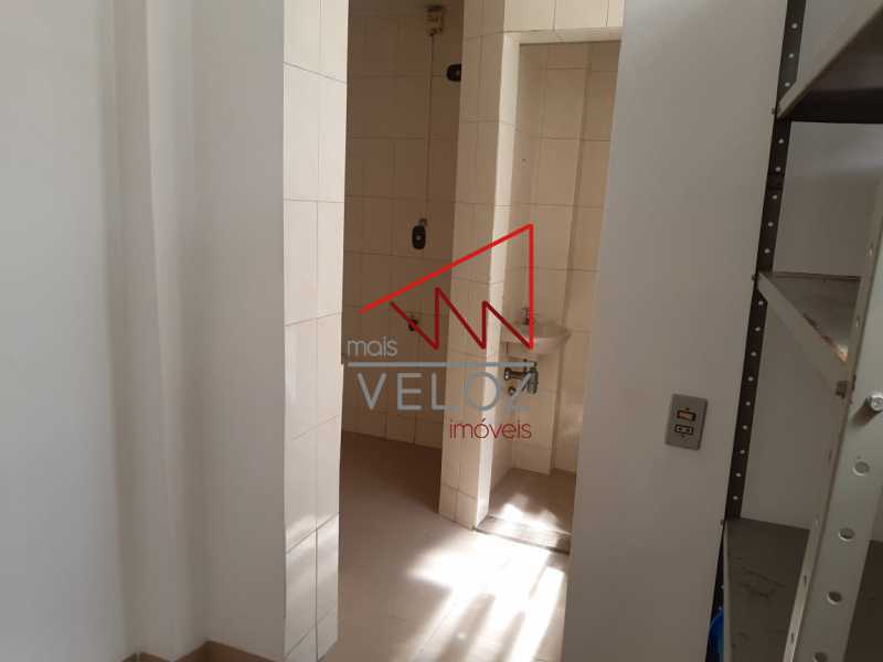 Apartamento à venda com 2 quartos, 60m² - Foto 18