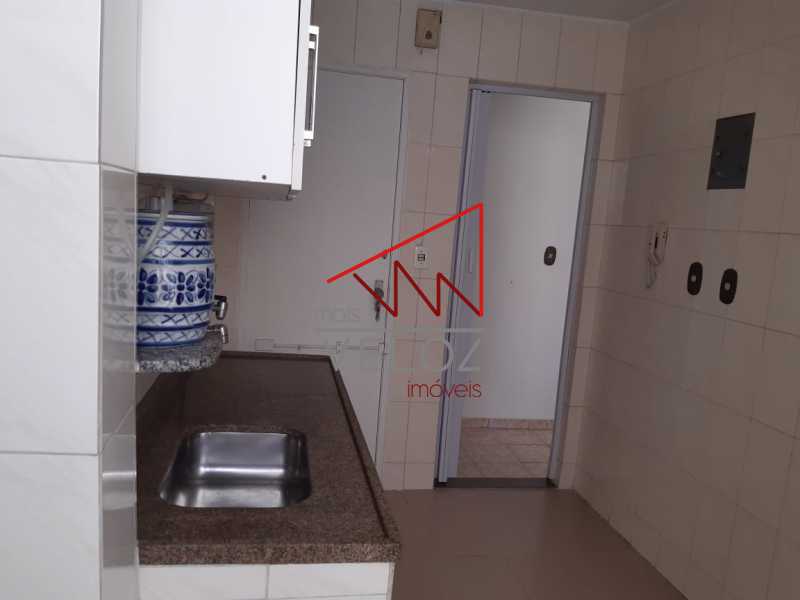 Apartamento à venda com 2 quartos, 60m² - Foto 17