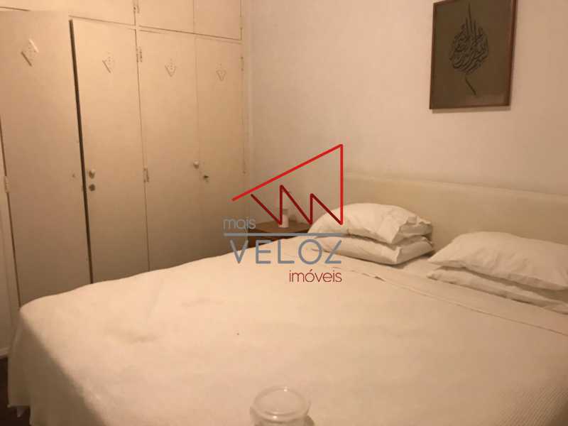 Apartamento à venda com 2 quartos, 60m² - Foto 14