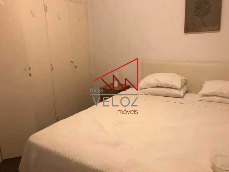 Apartamento à venda com 2 quartos, 60m² - Foto 15