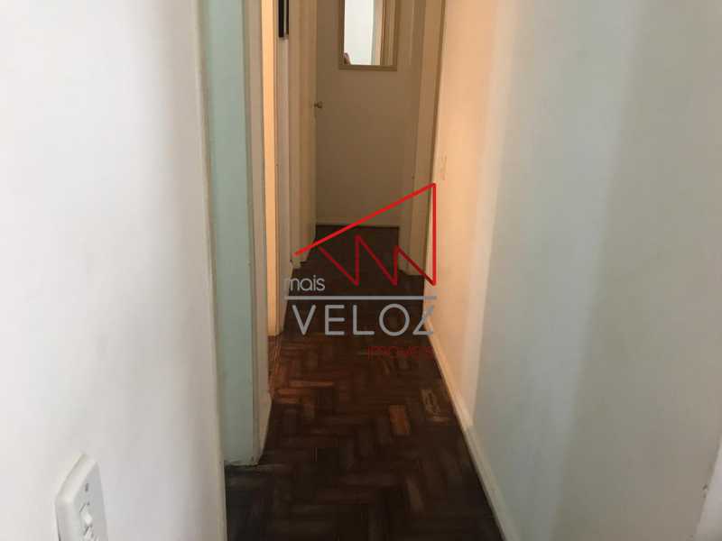 Apartamento à venda com 2 quartos, 60m² - Foto 16