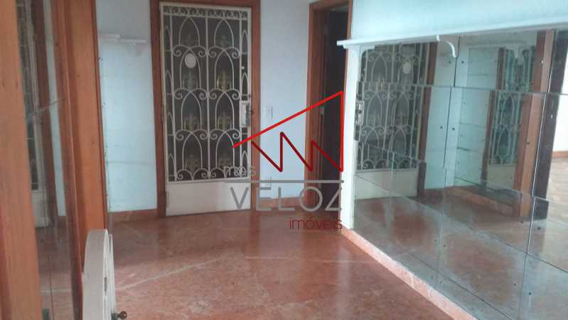 Apartamento à venda com 3 quartos, 290m² - Foto 4