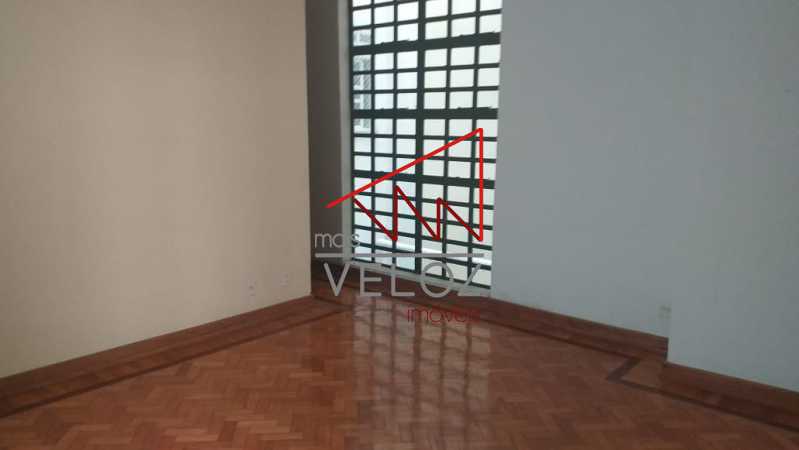 Apartamento à venda com 3 quartos, 290m² - Foto 13