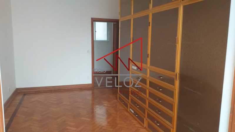 Apartamento à venda com 3 quartos, 290m² - Foto 16