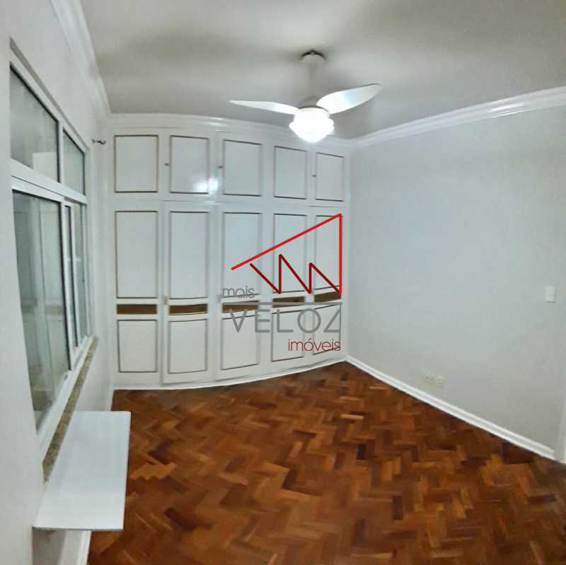 Apartamento à venda com 3 quartos, 120m² - Foto 11