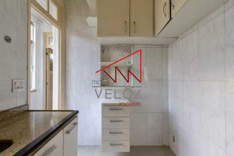 Apartamento à venda com 2 quartos, 65m² - Foto 10