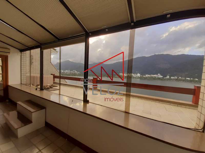 Cobertura, 3 quartos, 312 m² - Foto 4