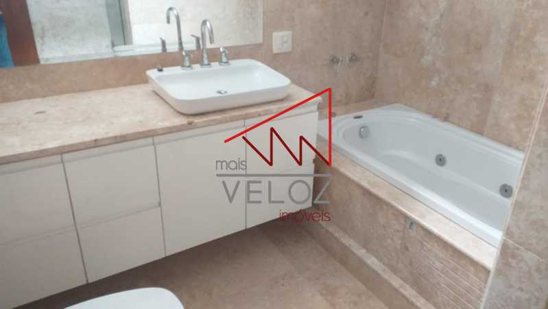 Apartamento à venda com 3 quartos, 295m² - Foto 16