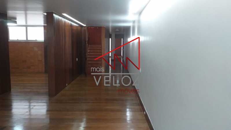 Apartamento à venda com 3 quartos, 295m² - Foto 4