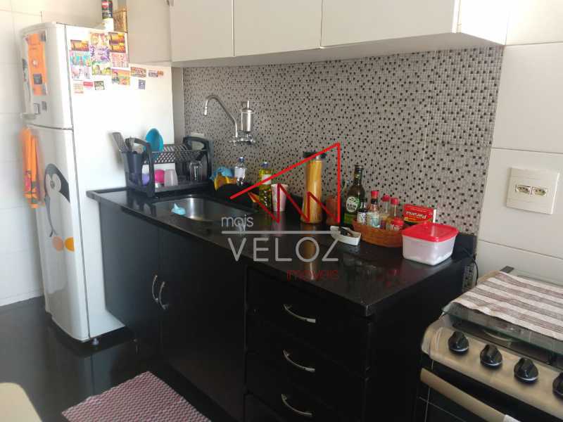 Apartamento à venda com 2 quartos, 100m² - Foto 15