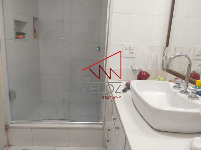 Apartamento à venda com 2 quartos, 100m² - Foto 27