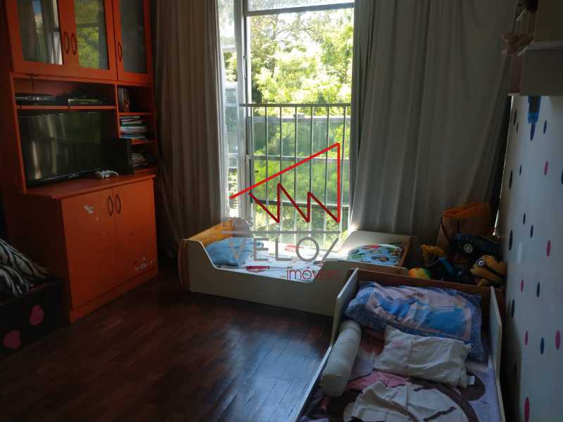 Apartamento à venda com 2 quartos, 100m² - Foto 24