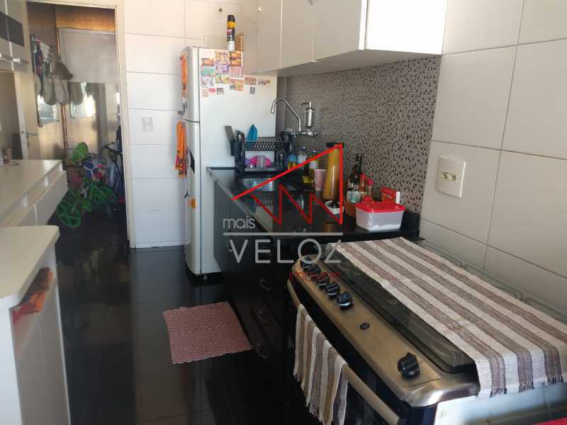 Apartamento à venda com 2 quartos, 100m² - Foto 19