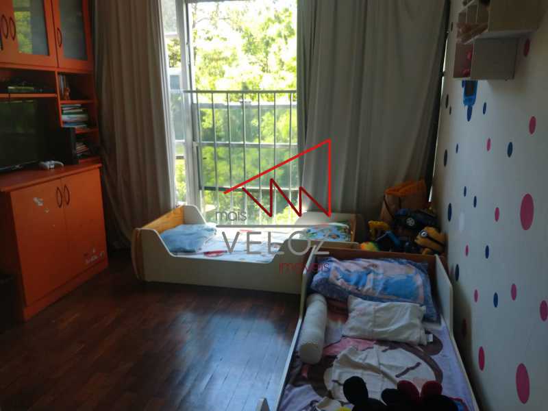 Apartamento à venda com 2 quartos, 100m² - Foto 25