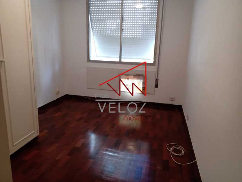 Apartamento à venda com 3 quartos, 134m² - Foto 21