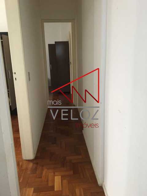 Apartamento à venda com 2 quartos, 72m² - Foto 12