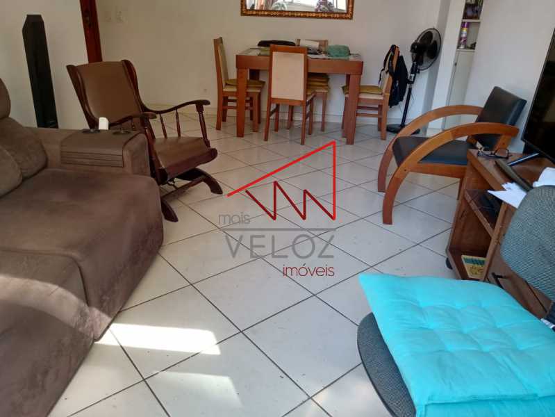 Apartamento à venda com 1 quarto, 64m² - Foto 1