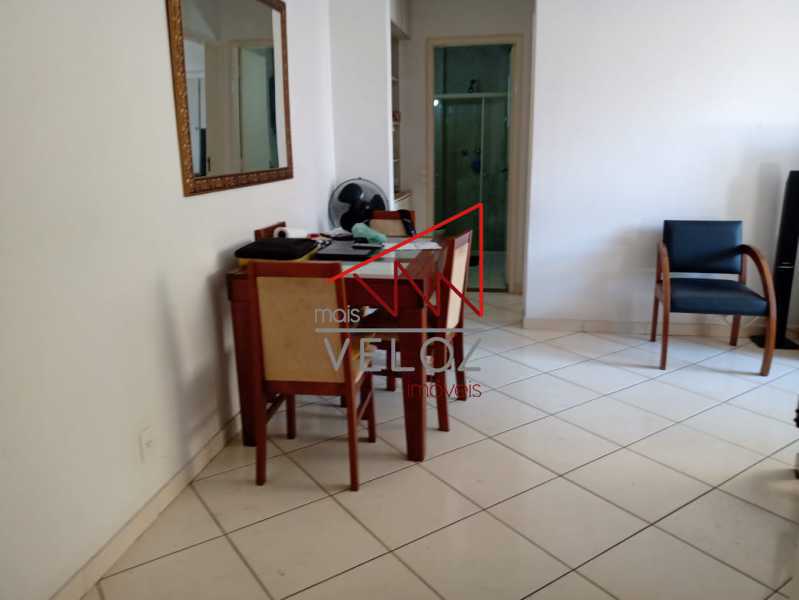 Apartamento à venda com 1 quarto, 64m² - Foto 7