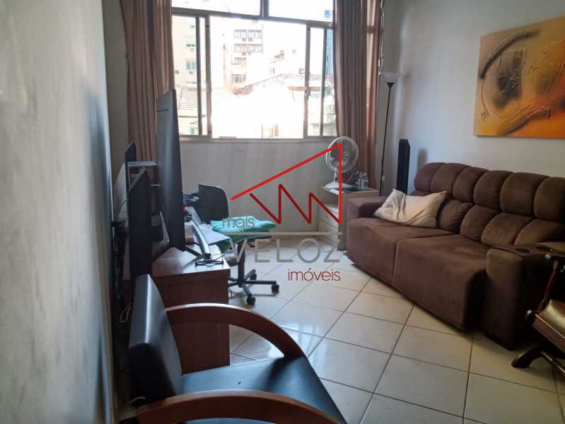 Apartamento à venda com 1 quarto, 64m² - Foto 11