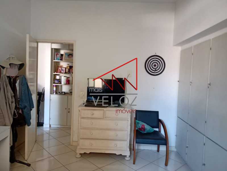 Apartamento à venda com 1 quarto, 64m² - Foto 17